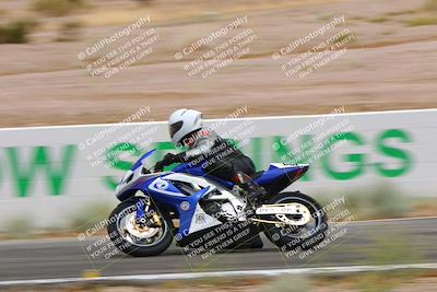 media/Jun-04-2022-WERA (Sat) [[b852bbbd55]]/Race 9 LW Twins Superbike V6 LW D Superstock/